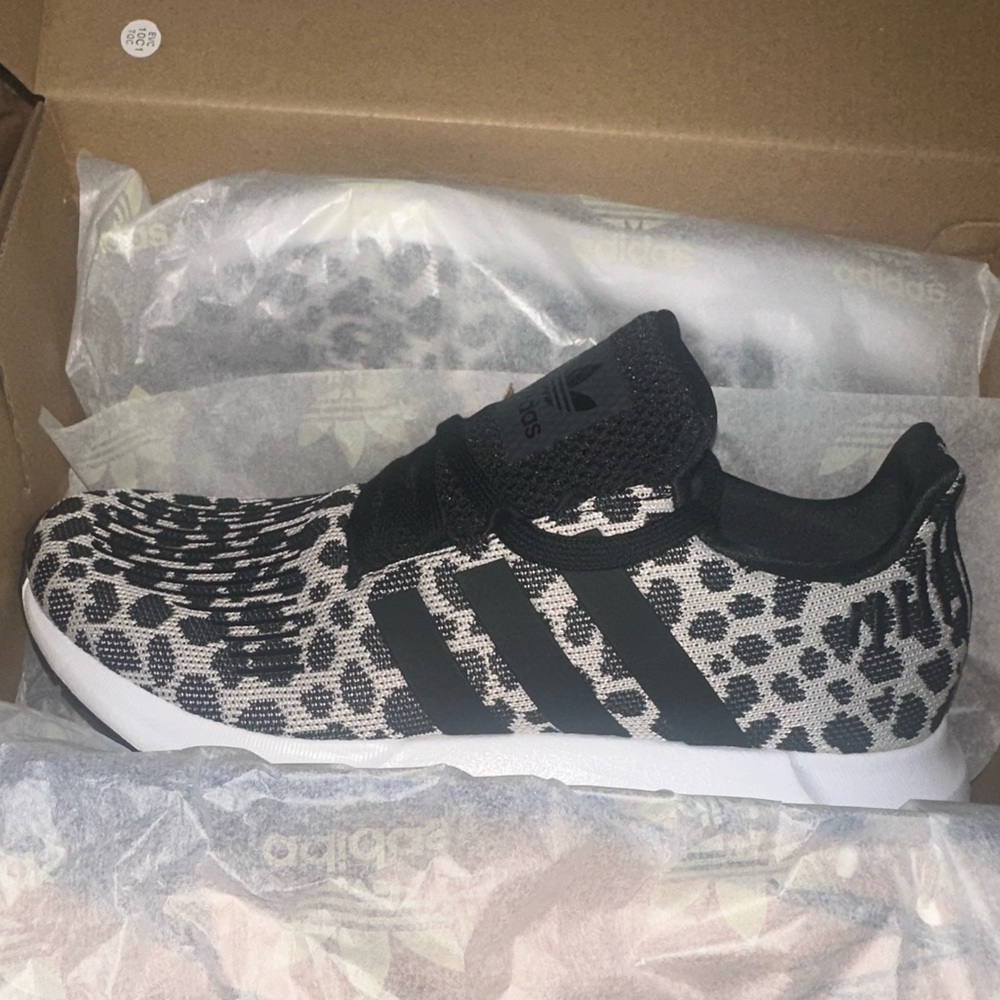 Adidas Swift Run 1.0